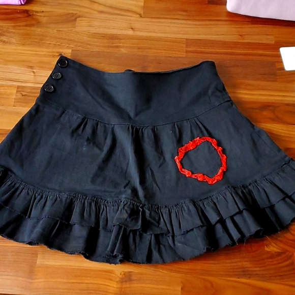 Black ruffle skirt with red lace heart Clic Klak - Picture 6 of 6